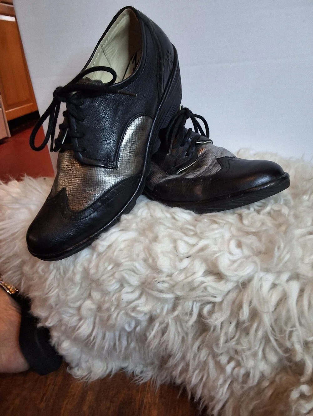 Fly London Black Silver Leather Lace Up Wedge Oxford Shoes Size 40 9- 9.6